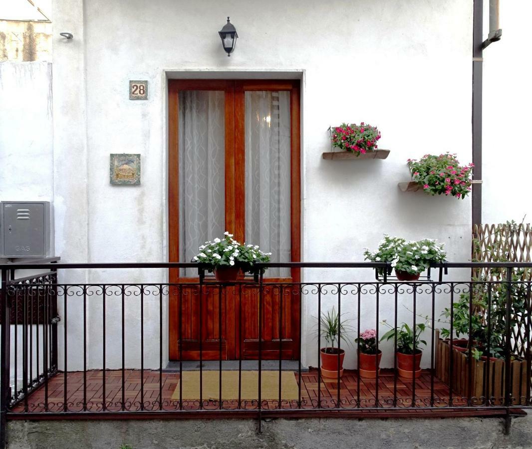 Guest House Le Ginestre Dell'Etna Belpasso Εξωτερικό φωτογραφία