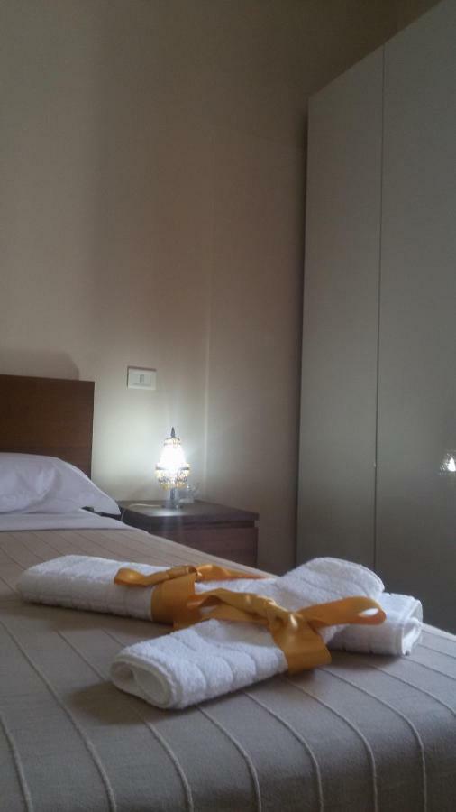 Guest House Le Ginestre Dell'Etna Belpasso Εξωτερικό φωτογραφία